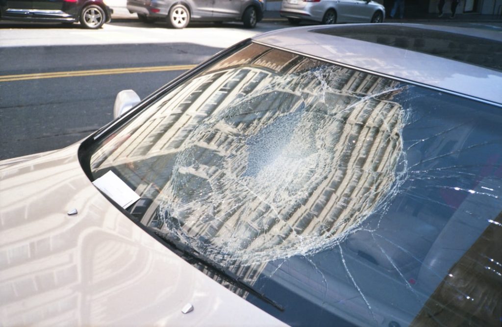 insurans cermin kereta, insurans windscreen